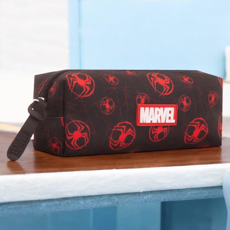 Combo Morral + Cartuchera Spider-Man Spider Verse Capi